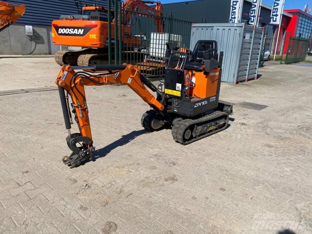Doosan DX 10 Z Mini pelle < 7t