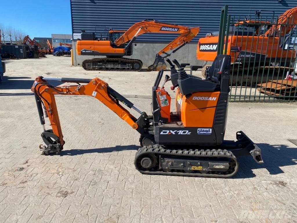 Doosan DX 10 Z Mini pelle < 7t