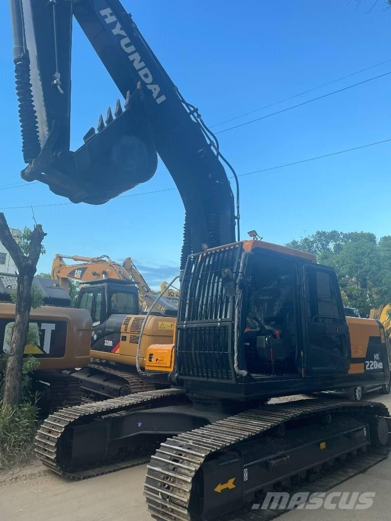 Hyundai 220HX Pelle sur chenilles