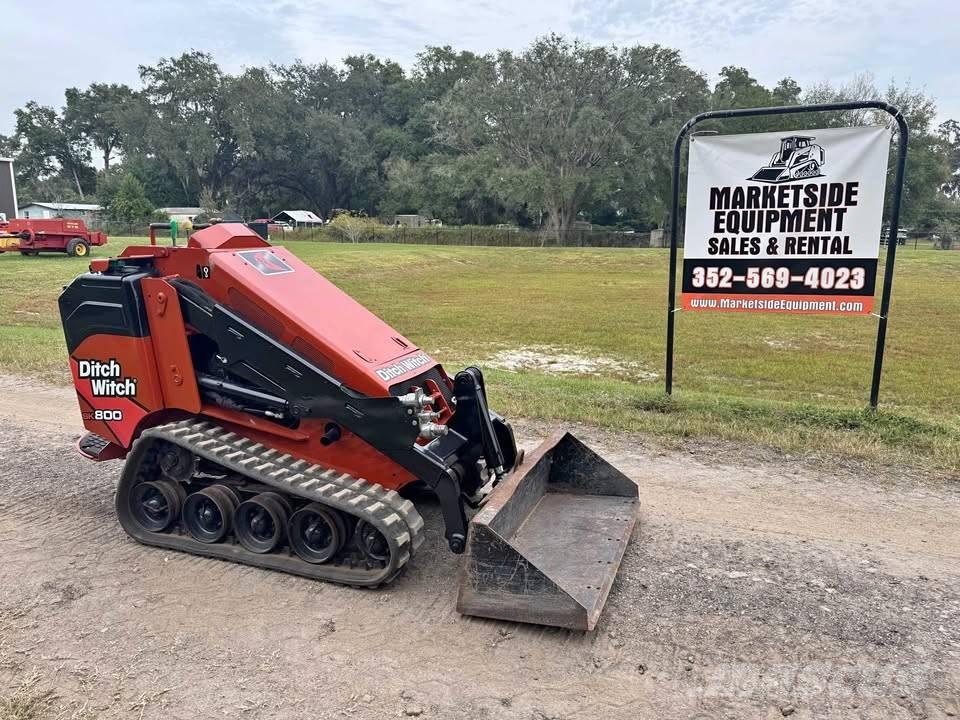 Ditch Witch SK 800 Chargeuse compacte