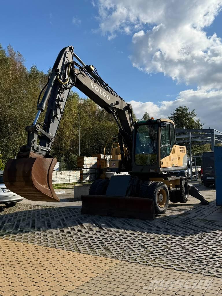 Volvo EW 140 C Pelle sur pneus