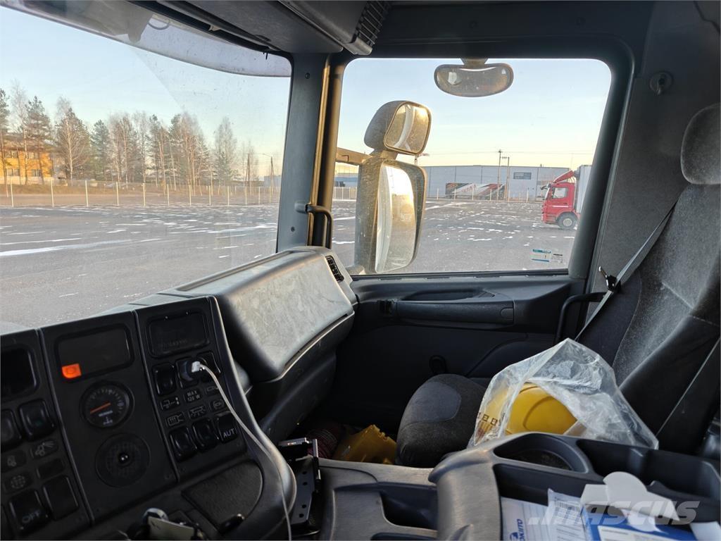 Scania P 94 Camion Fourgon