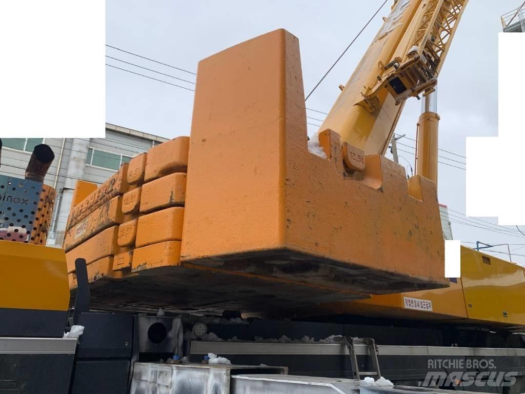 Liebherr LTM 1250-1 Grues tout terrain