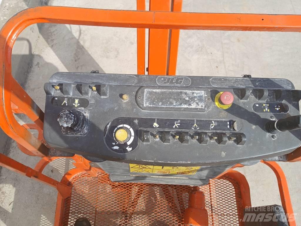 JLG E 300 AJ Nacelles articulées