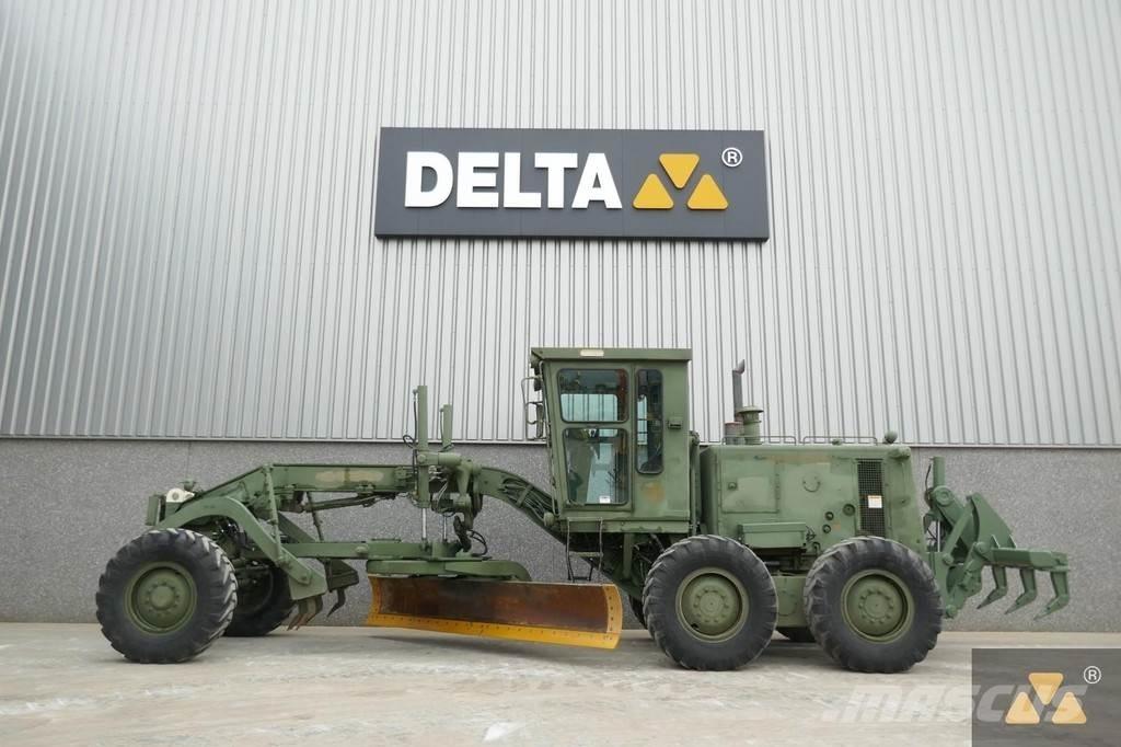 CAT 130G Ex-army Niveleuse