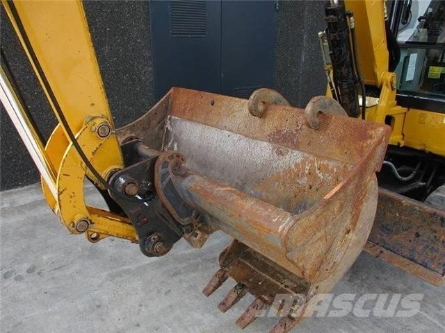 CAT 305.5 Mini pelle < 7t