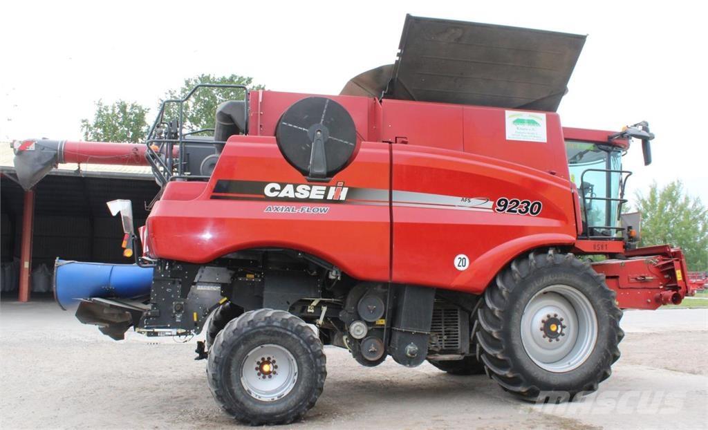 Case IH AF 9230 Moissonneuse batteuse
