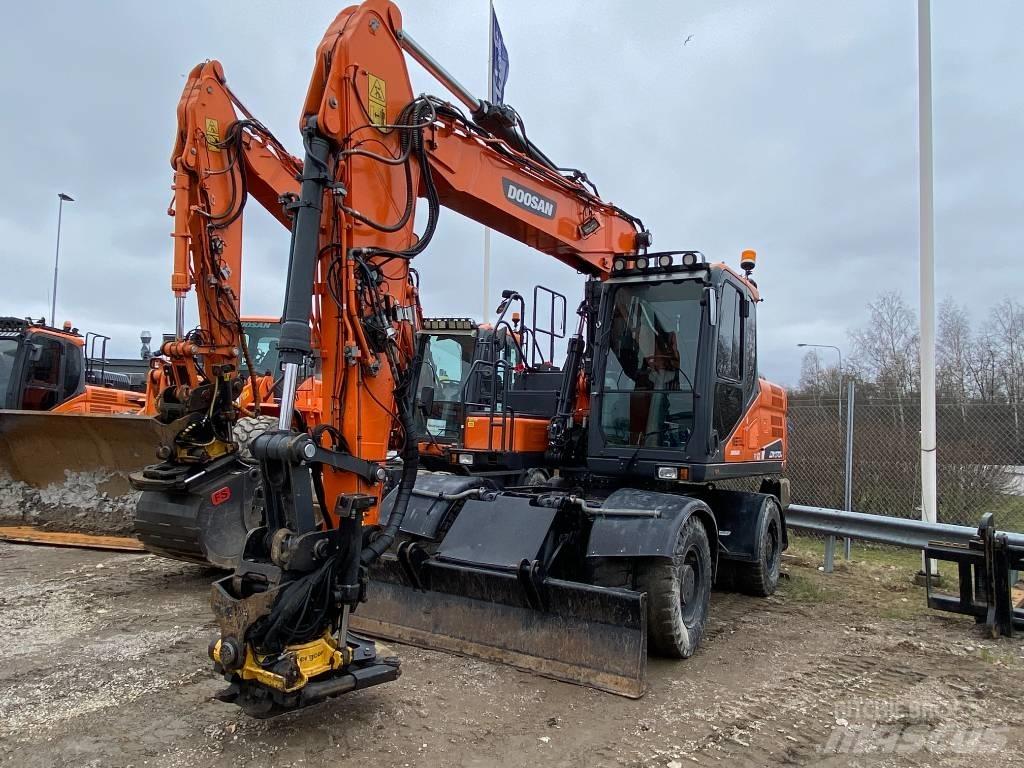 Doosan DX170W-5 Pelle sur pneus