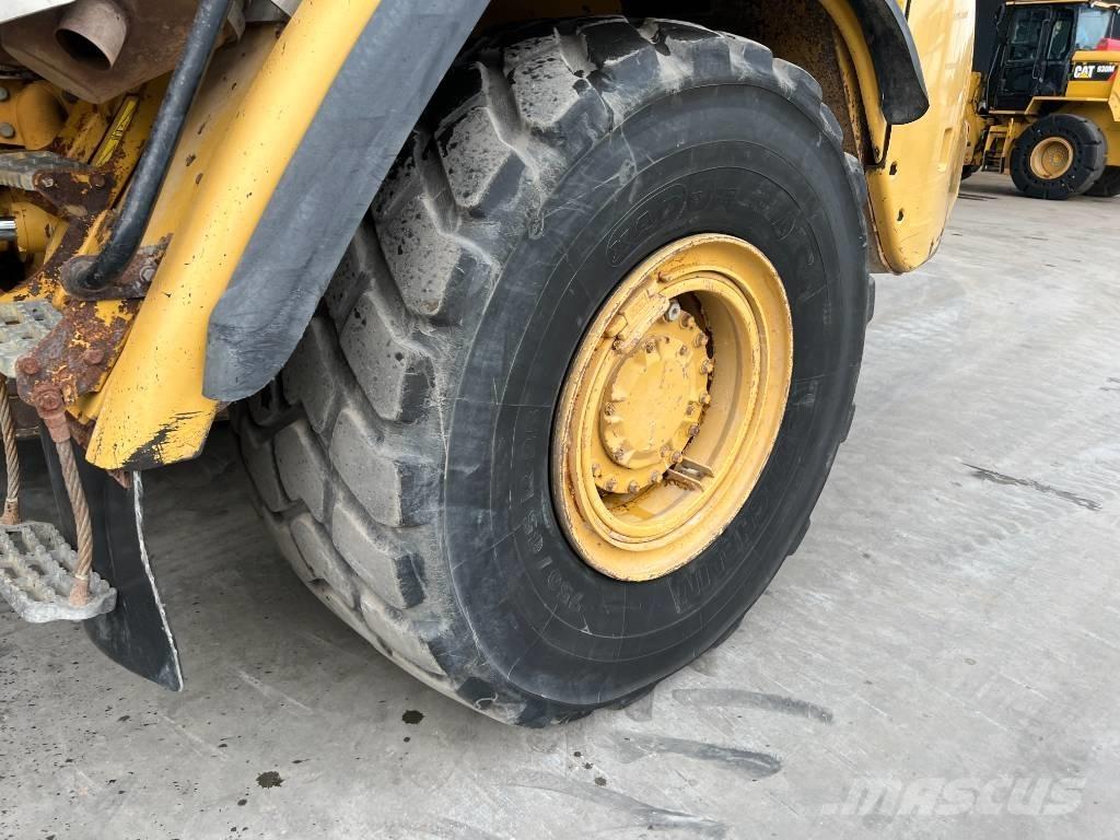 CAT 730 Tombereau articulé