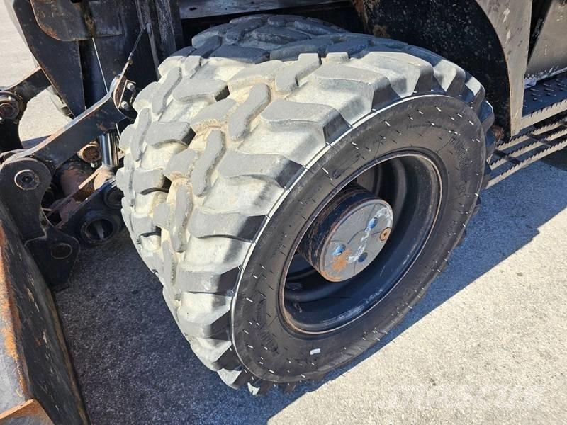Hitachi ZX 145 W-3 Pelle sur pneus