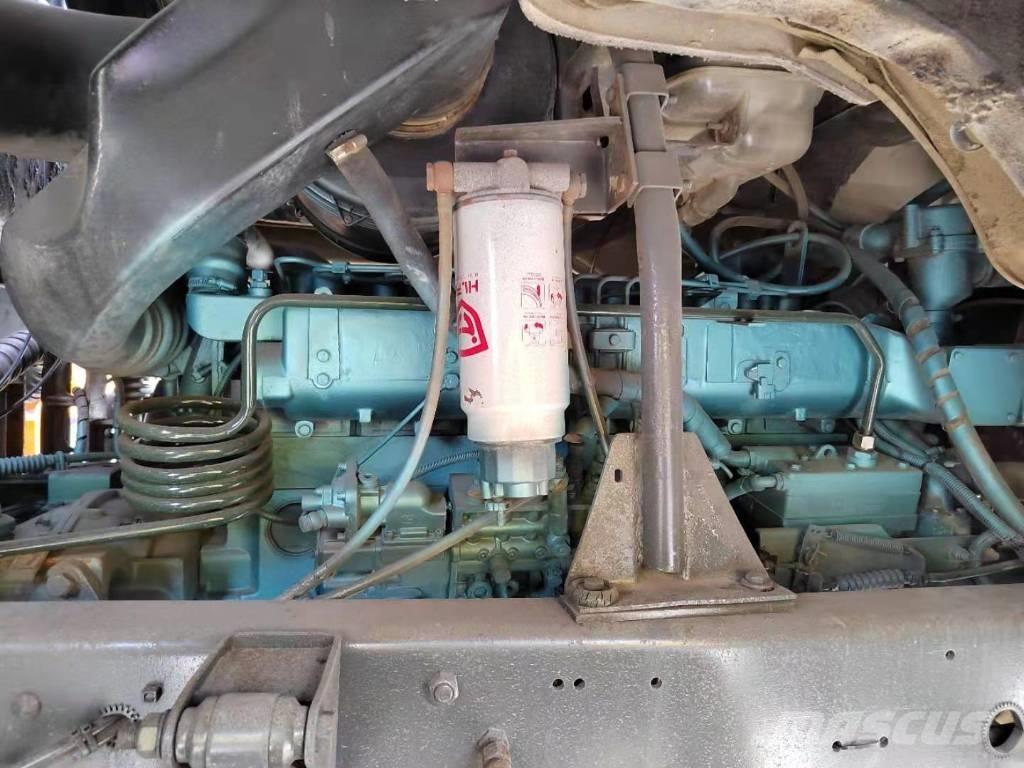 Howo 375 8x4 Camion benne