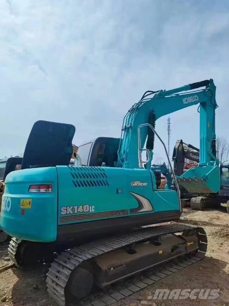 Kobelco SK 140 LC Pelle sur chenilles
