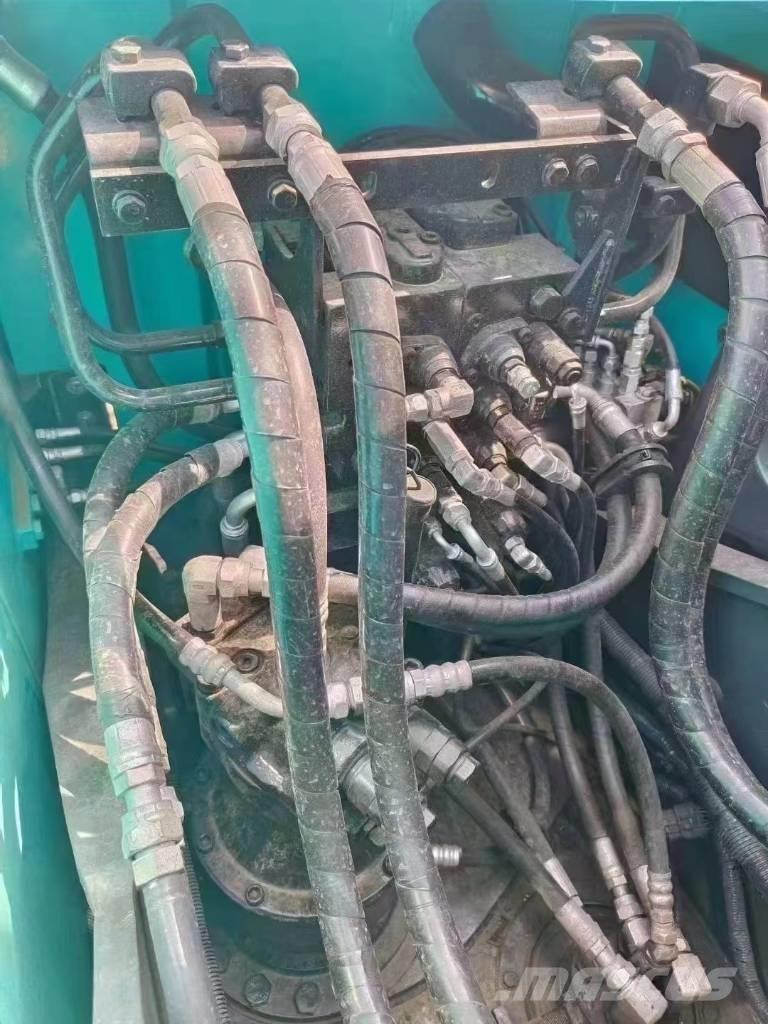 Kobelco SK 140 LC Pelle sur chenilles