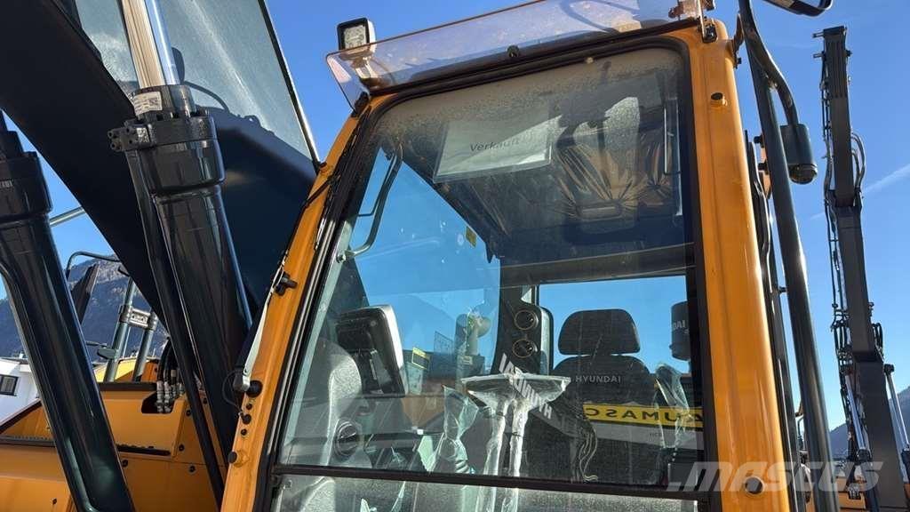 Hyundai HX235LCR Pelle spéciale