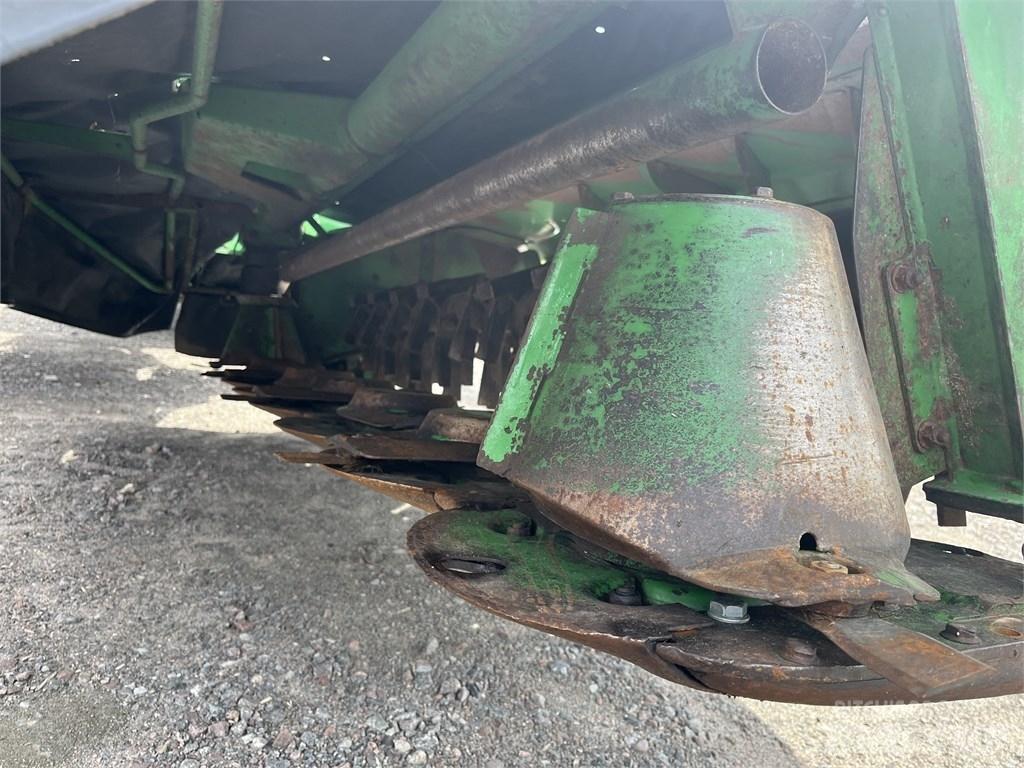 John Deere CC388, Faucheuse-conditionneuse