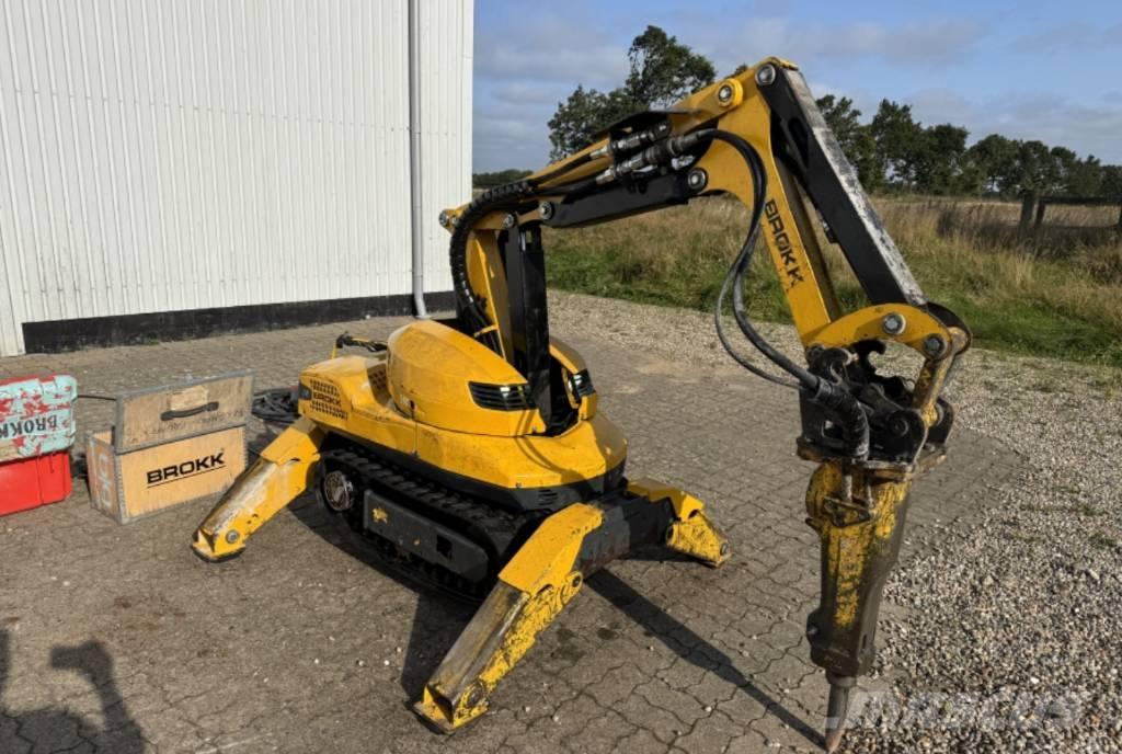 Brokk 110 Pelle de démolition