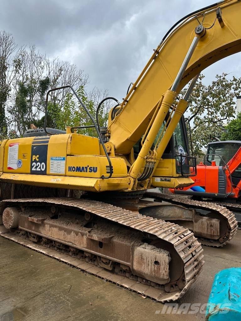 Komatsu PC 220-8 Pelle sur chenilles