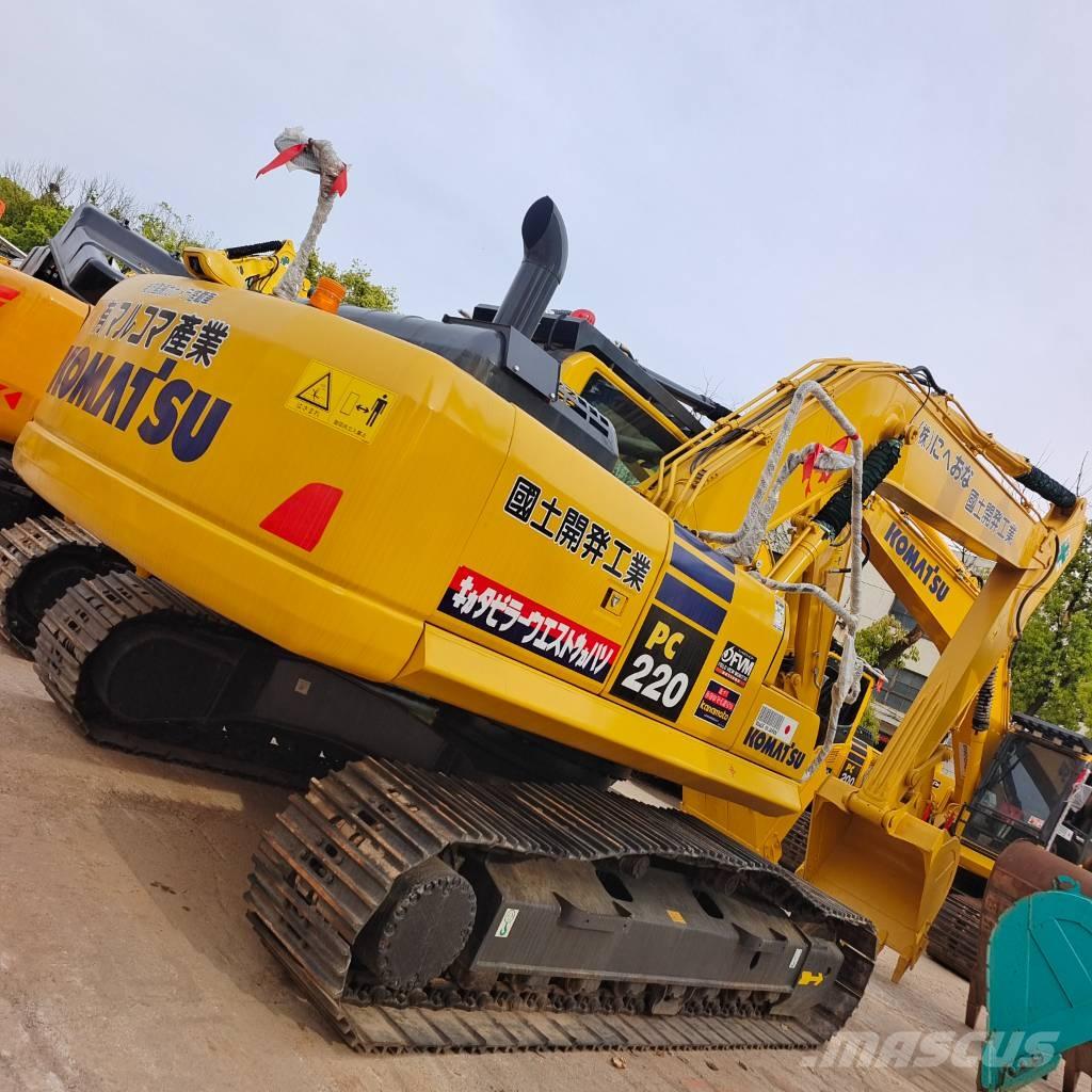 Komatsu PC 220-8 Pelle sur chenilles