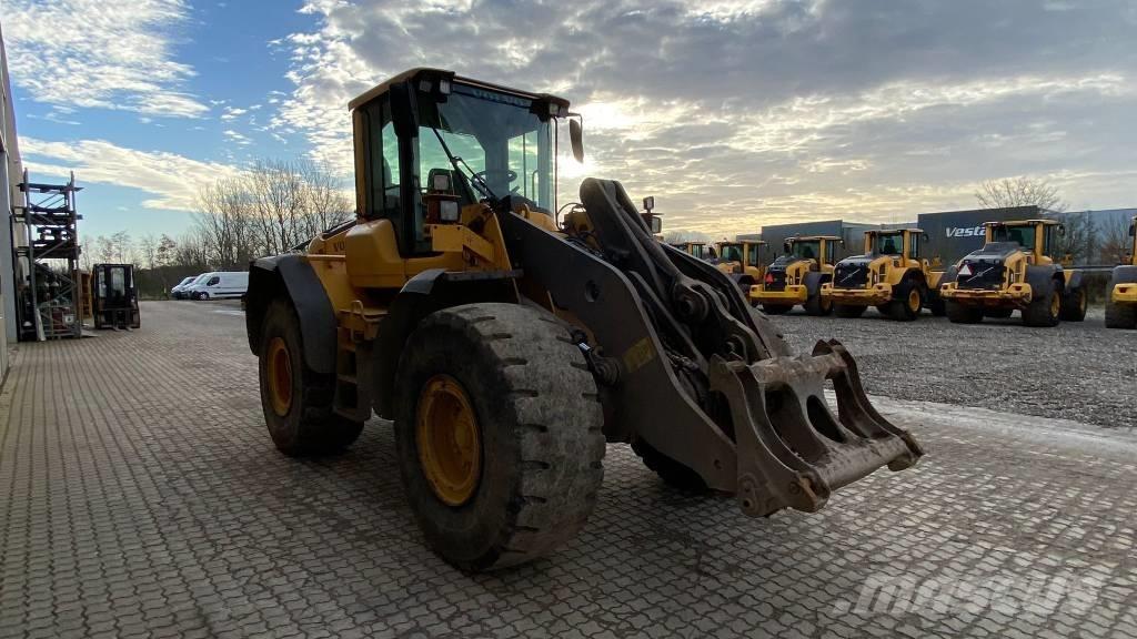 Volvo L 120 F Chargeuse sur pneus