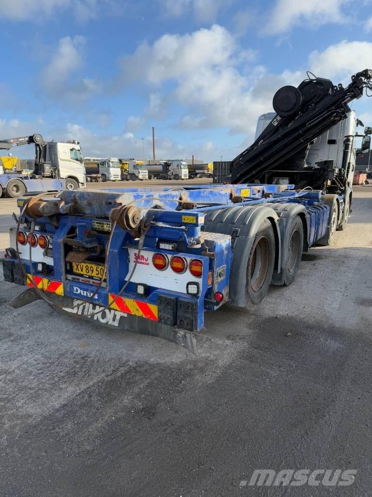 Scania R 450 Camion plateau ridelle avec grue