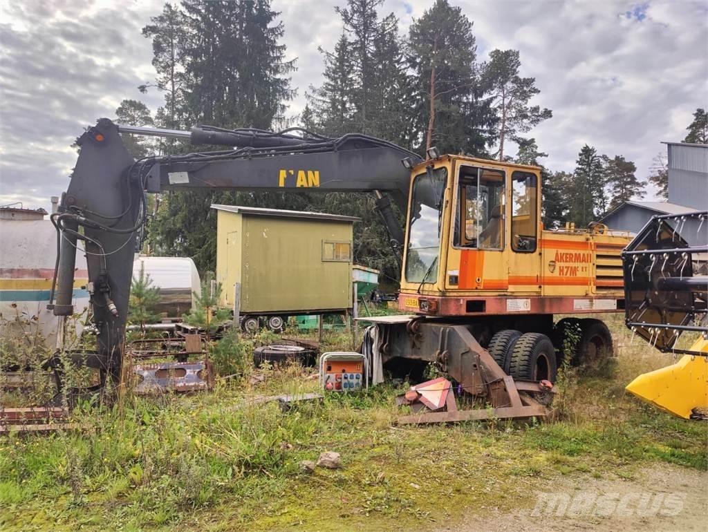 Åkerman H7MC Pelle sur chenilles