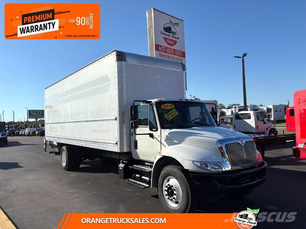 International 4300 Camion Fourgon