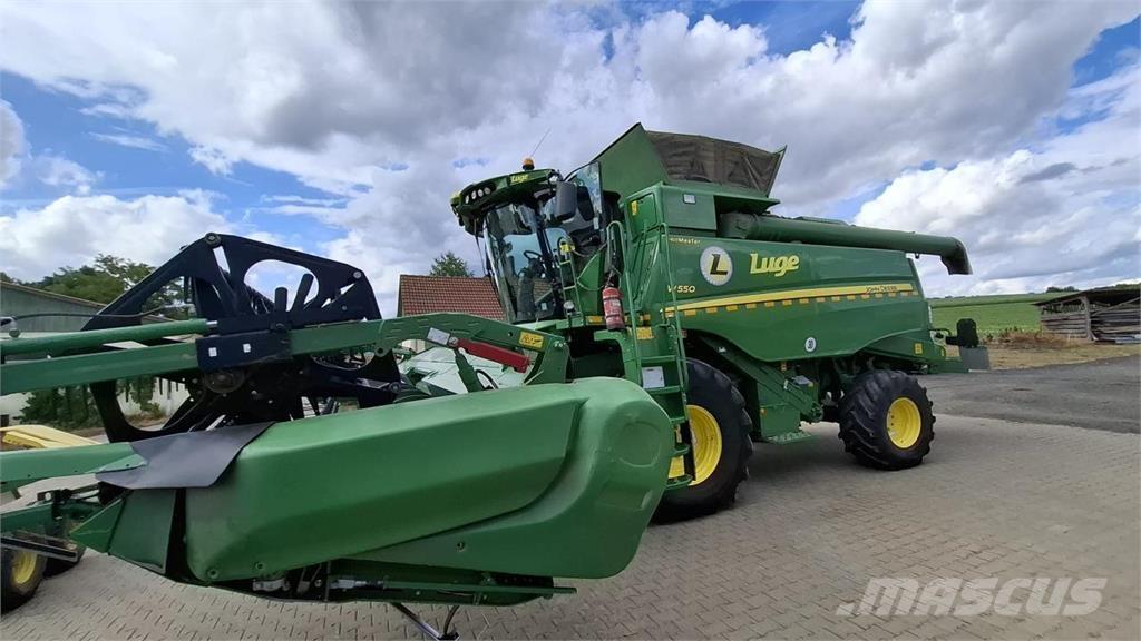 John Deere T560 HM Moissonneuse batteuse