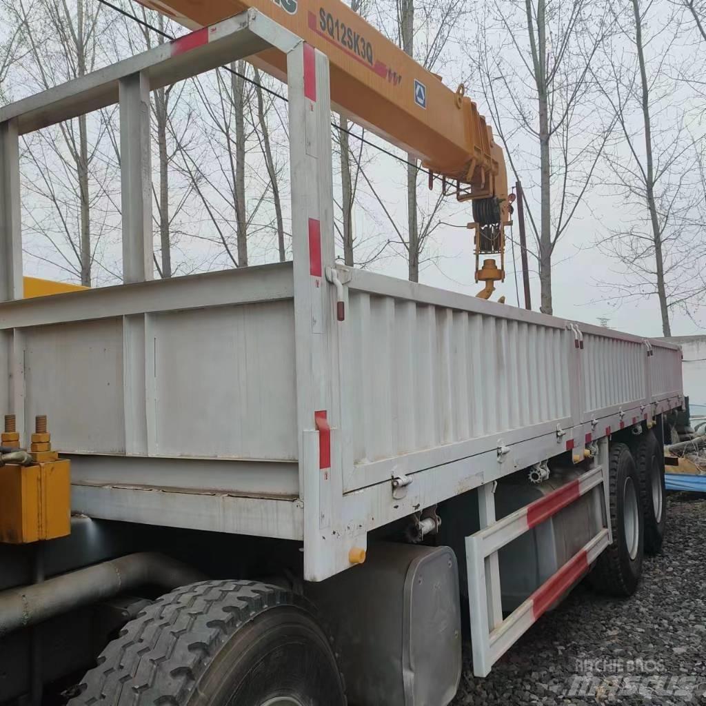 Howo 8*4 371 Camion benne