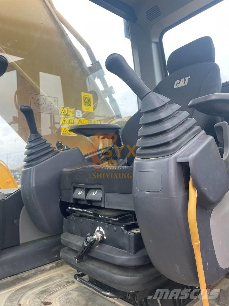 CAT 349D2 Pelle sur chenilles
