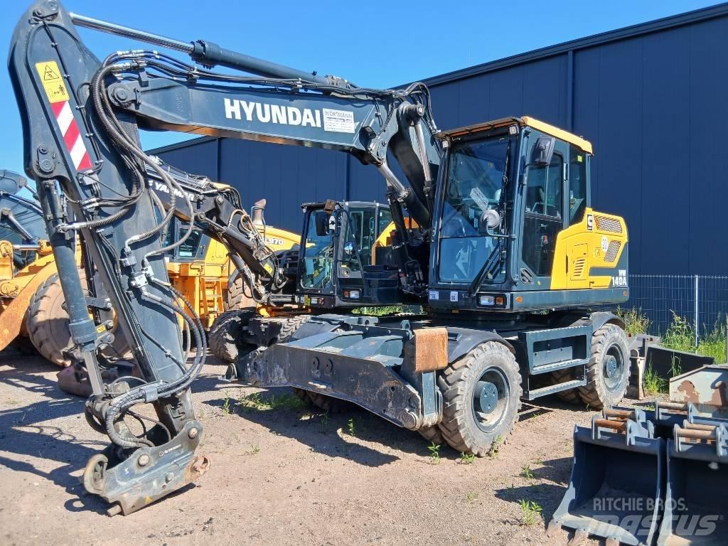 Hyundai HW 145 Pelle sur pneus