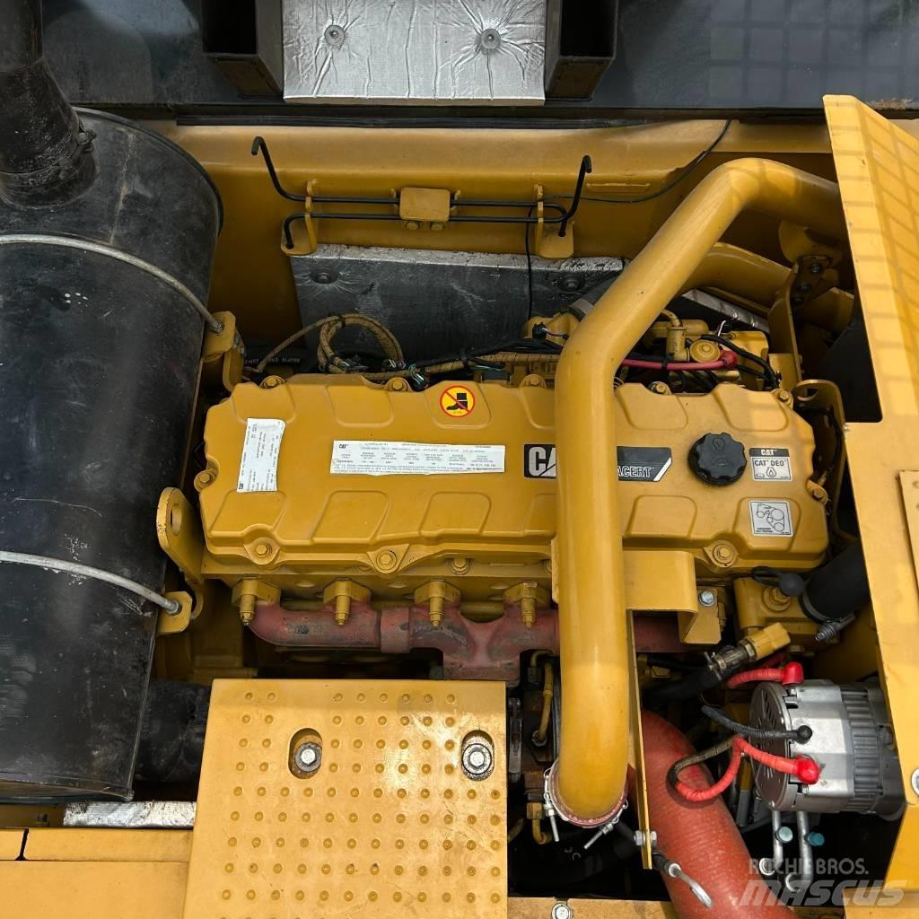 CAT 336 D L Pelle sur chenilles
