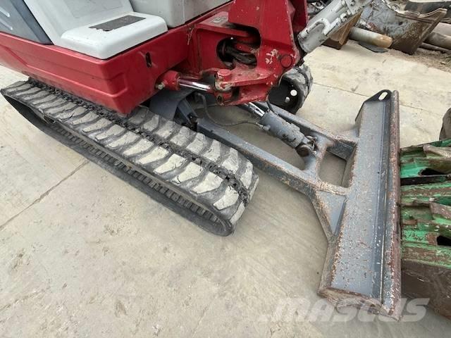 Takeuchi TB 235 Mini pelle < 7t