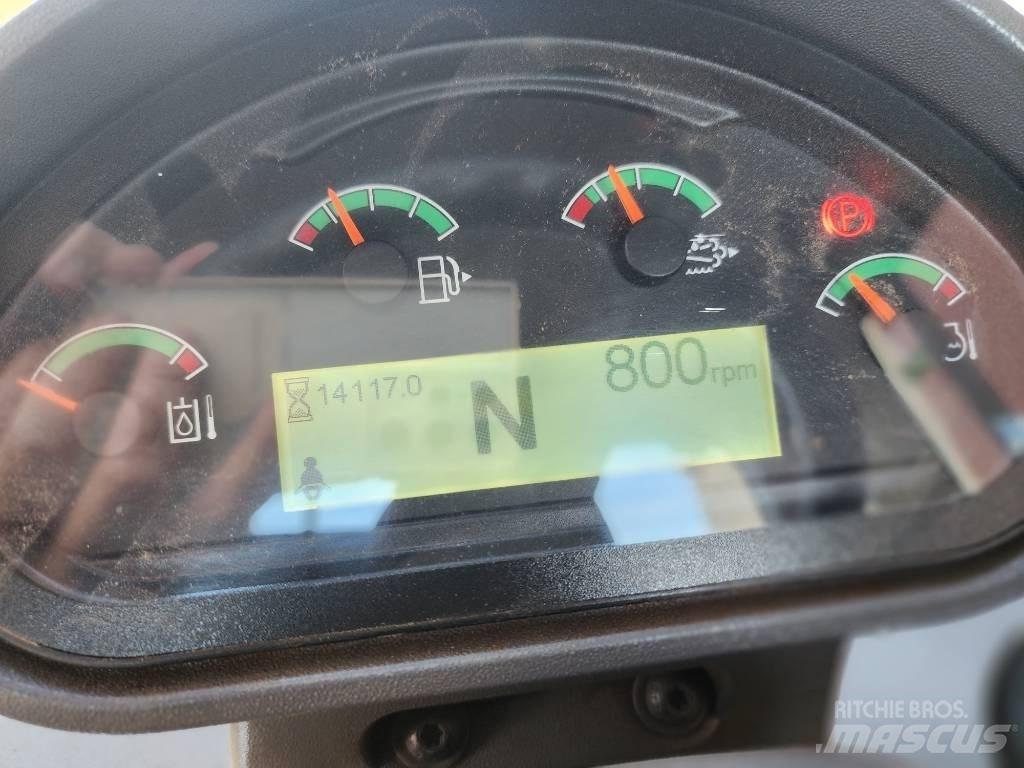 CAT 938M Chargeuse sur pneus