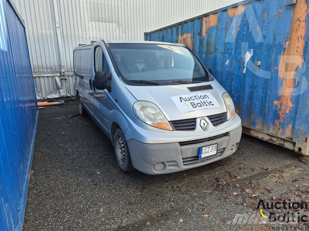 Renault Trafic Voiture