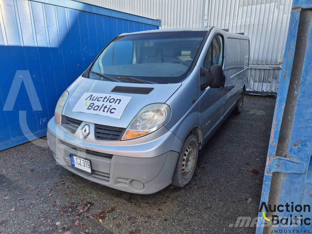 Renault Trafic Voiture