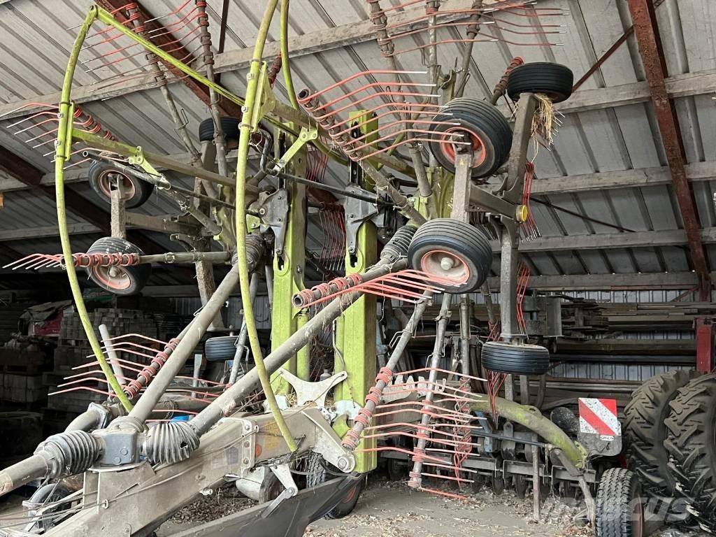 CLAAS Liner 2700 Andaineur