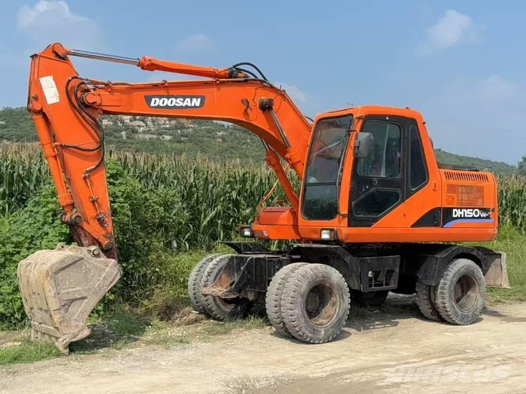 Doosan DH 150 W-7 Pelle sur chenilles