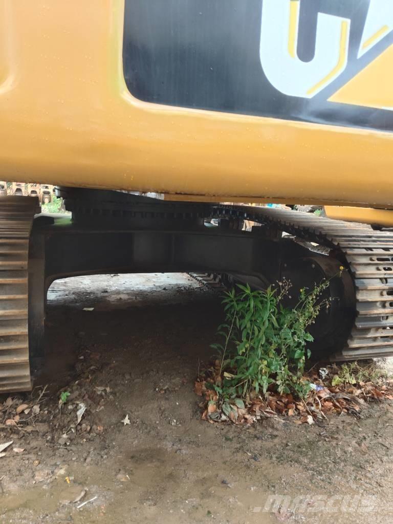 CAT 336 D Pelle sur chenilles