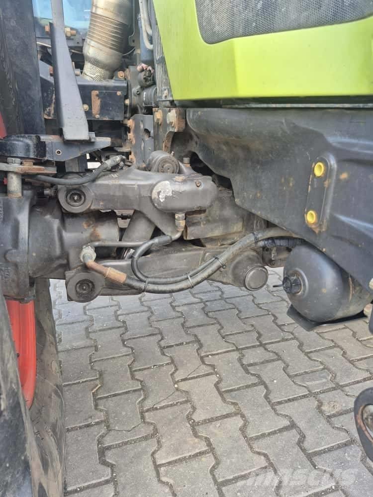 CLAAS Arion 530 Tracteur
