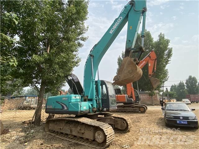 Kobelco SK200-8 Pelle sur chenilles