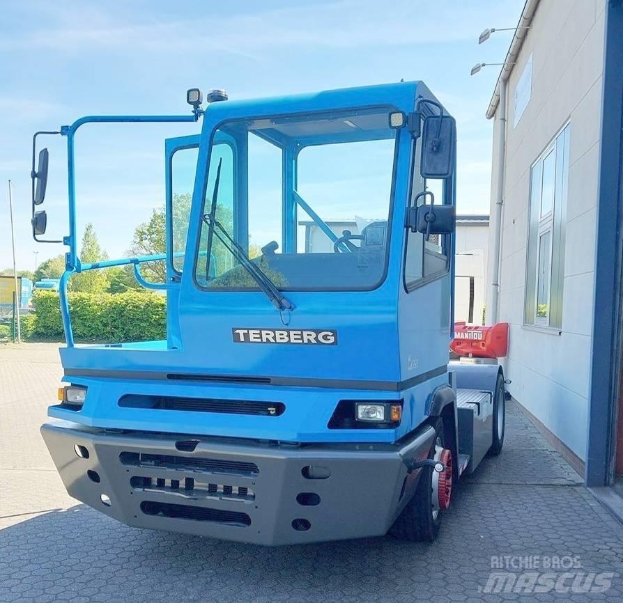 Terberg YT 182 Tracteur de manœuvre
