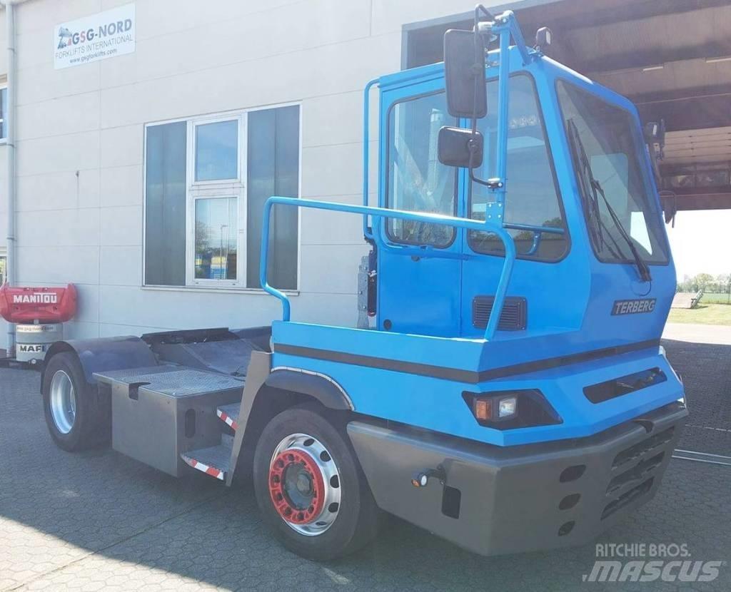 Terberg YT 182 Tracteur de manœuvre