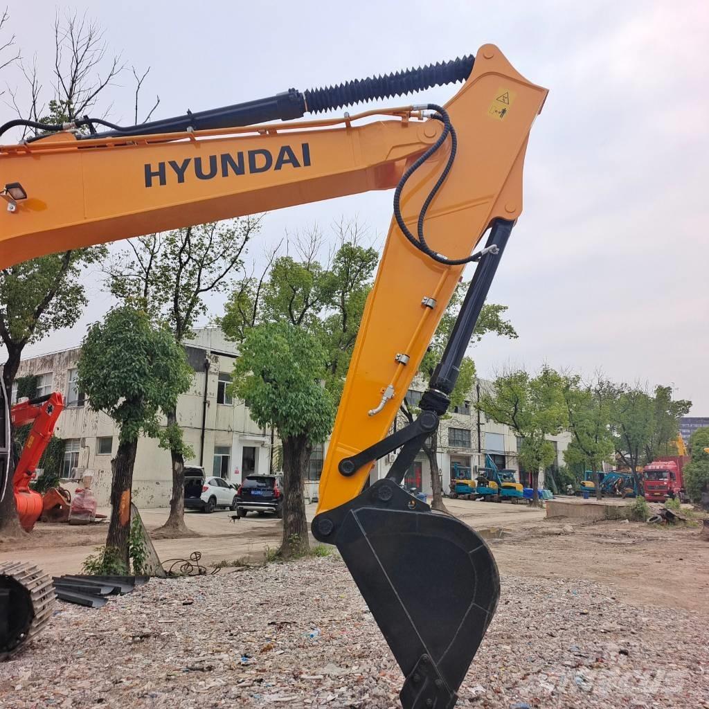 Hyundai 220LC-9T Pelle sur chenilles