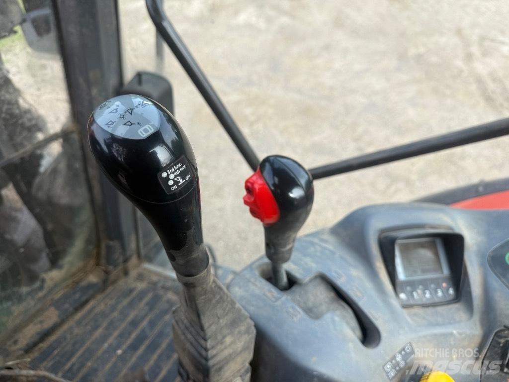 Kubota M 135 GX Tracteur