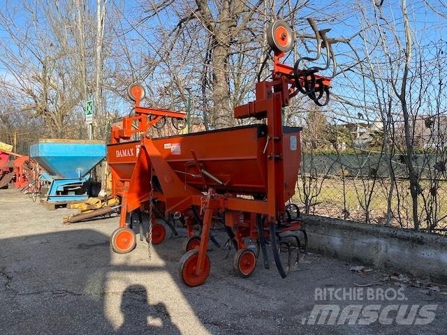  damax D750/6 Décompacteur, sarcleur