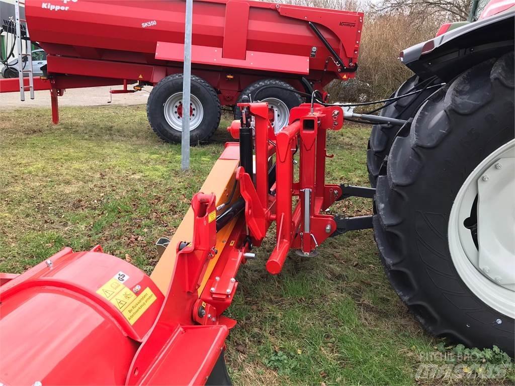 Dücker USM 18 Autres matériels de fenaison
