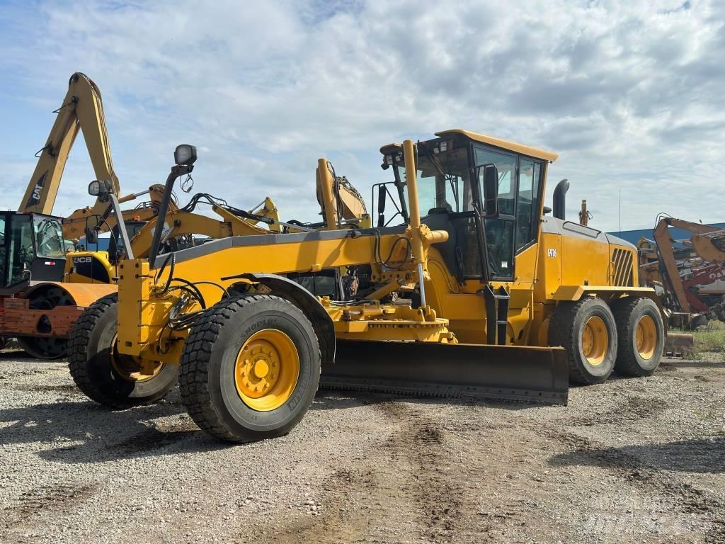 Volvo G 976 Niveleuse