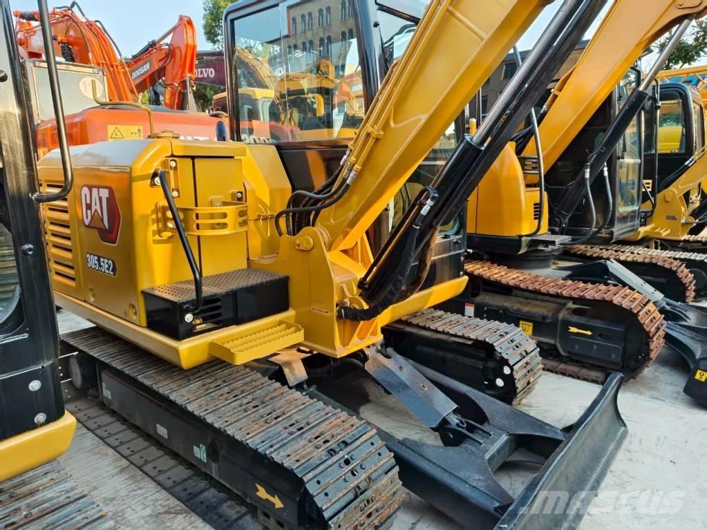 CAT 305.5e2 Mini pelle < 7t
