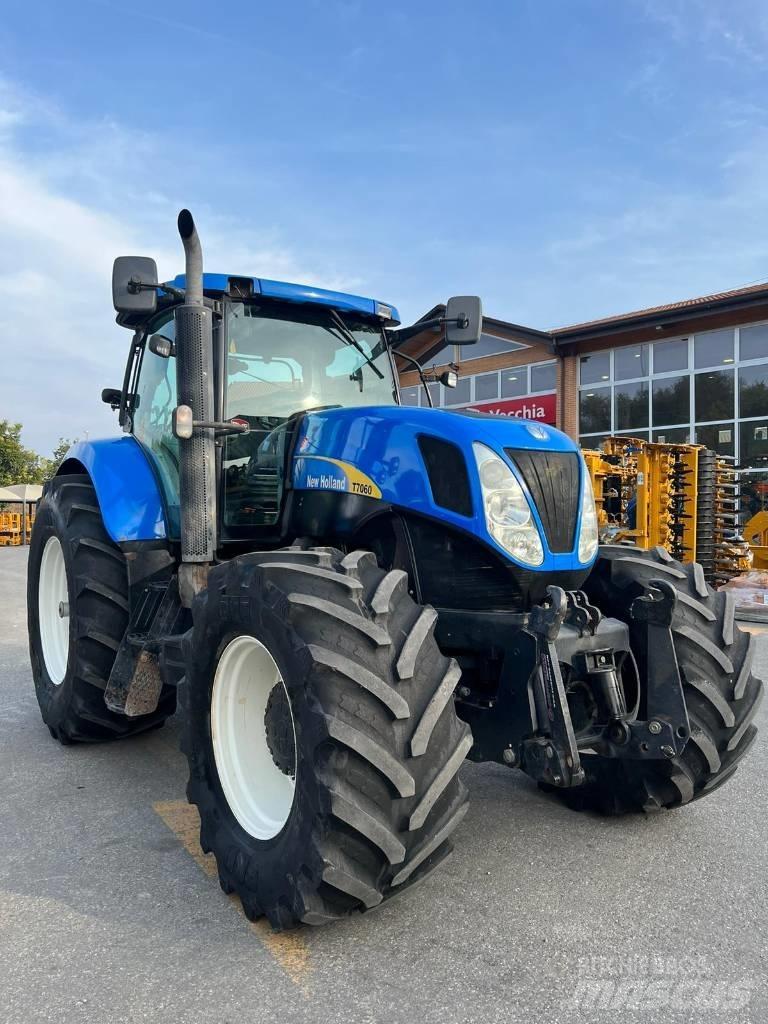 New Holland T 7060 Tracteur
