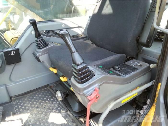 Volvo EC 240 B LC Pelle sur chenilles